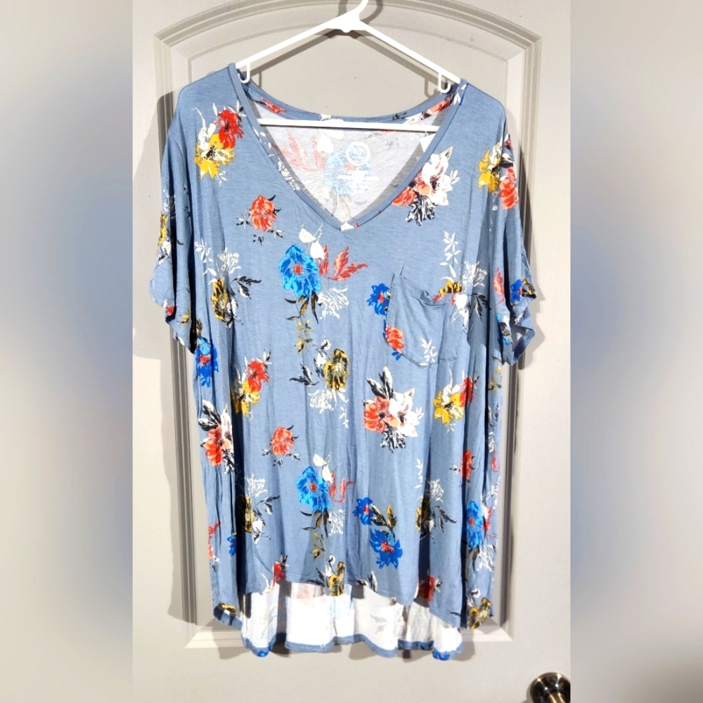 🌸 3/$25 🌸 Maurices Tunic Tee Size 2